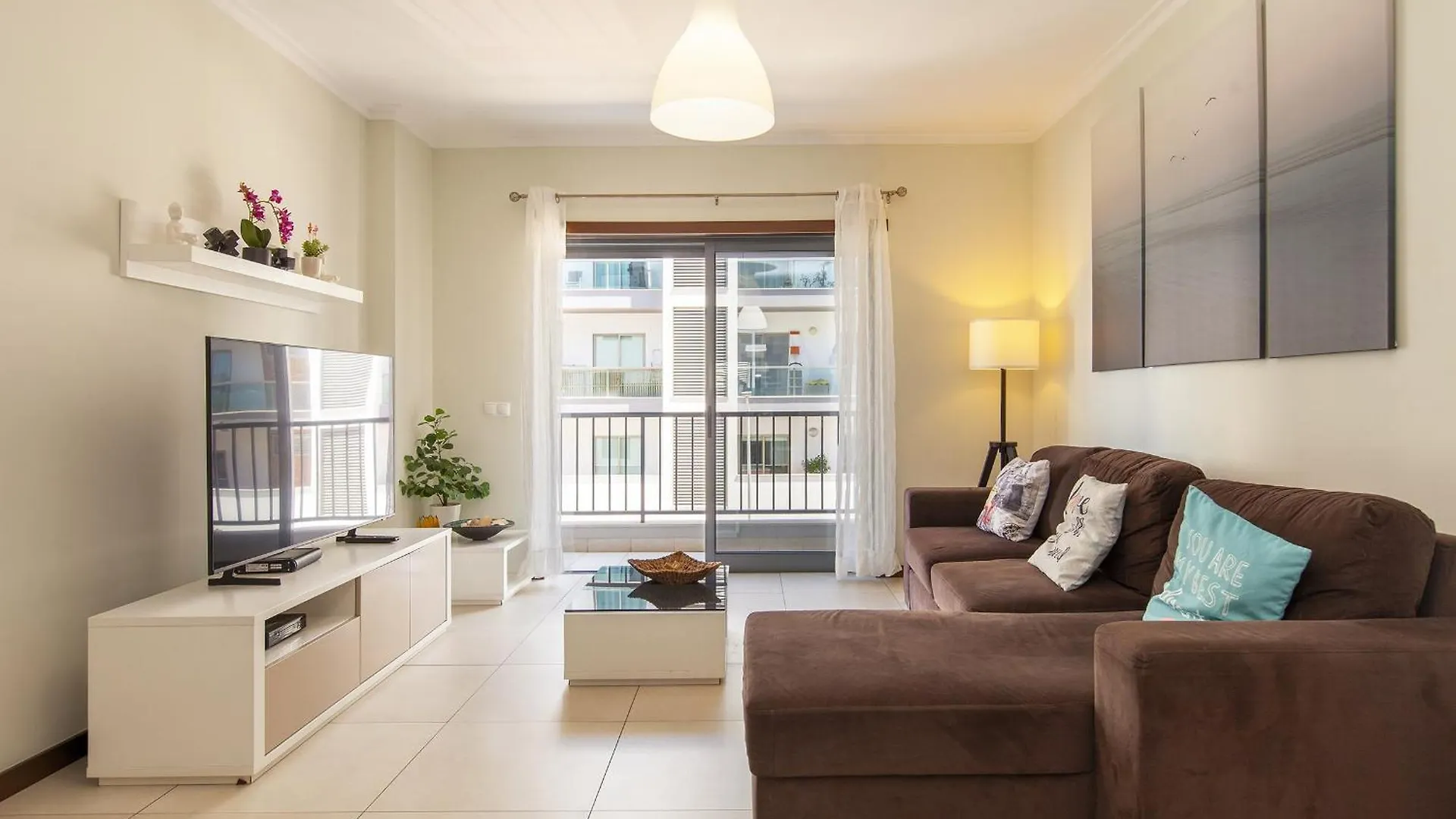 B03 - Luxury 2 Bed Lagos Marina Portugal