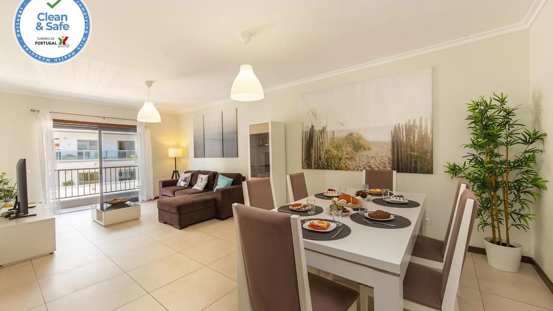 B03 - Luxury 2 Bed Lagos Marina 0*,  Portugal