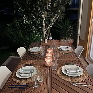 Luxury With Free Use Of Pool, Gym And Apartment