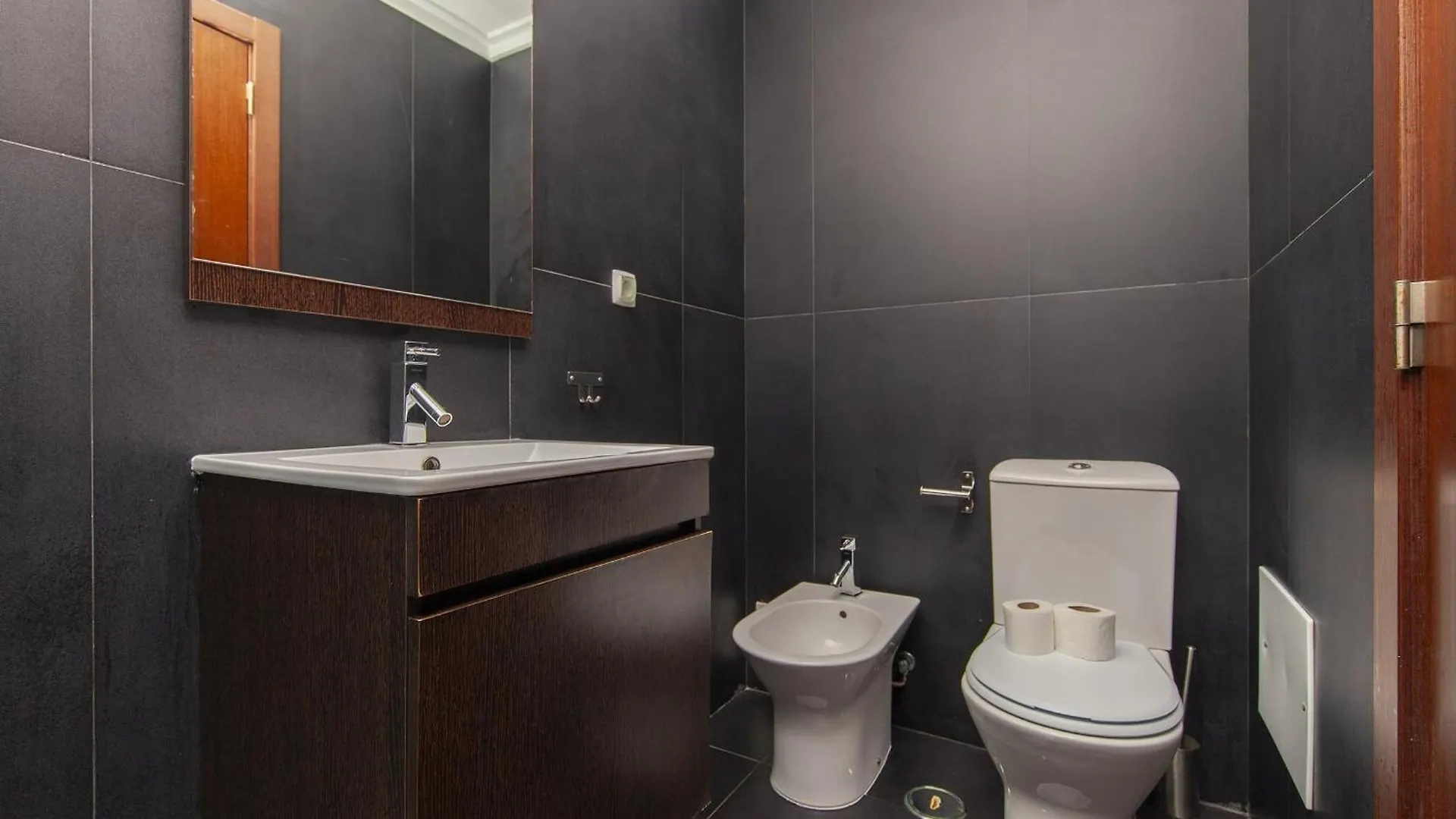 B03 - Luxury 2 Bed Lagos Marina
