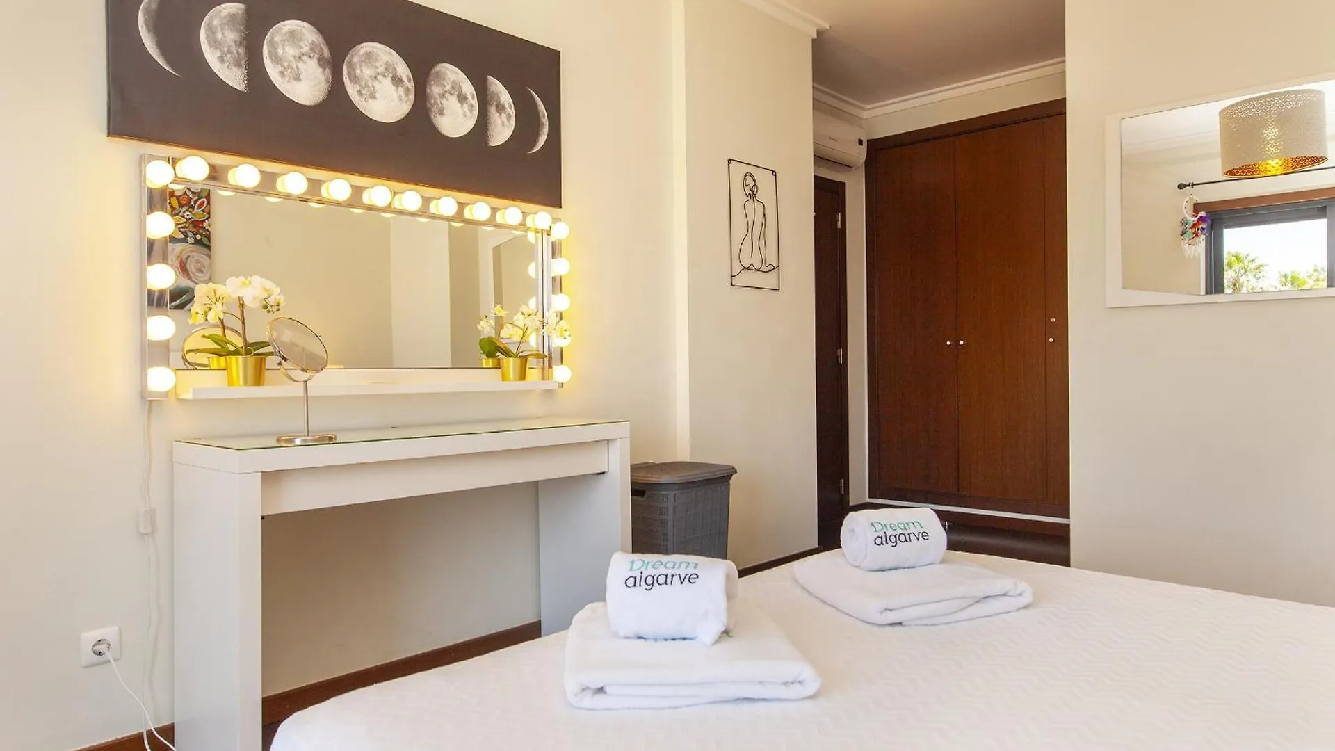 Apartment B03 - Luxury 2 Bed Lagos Marina