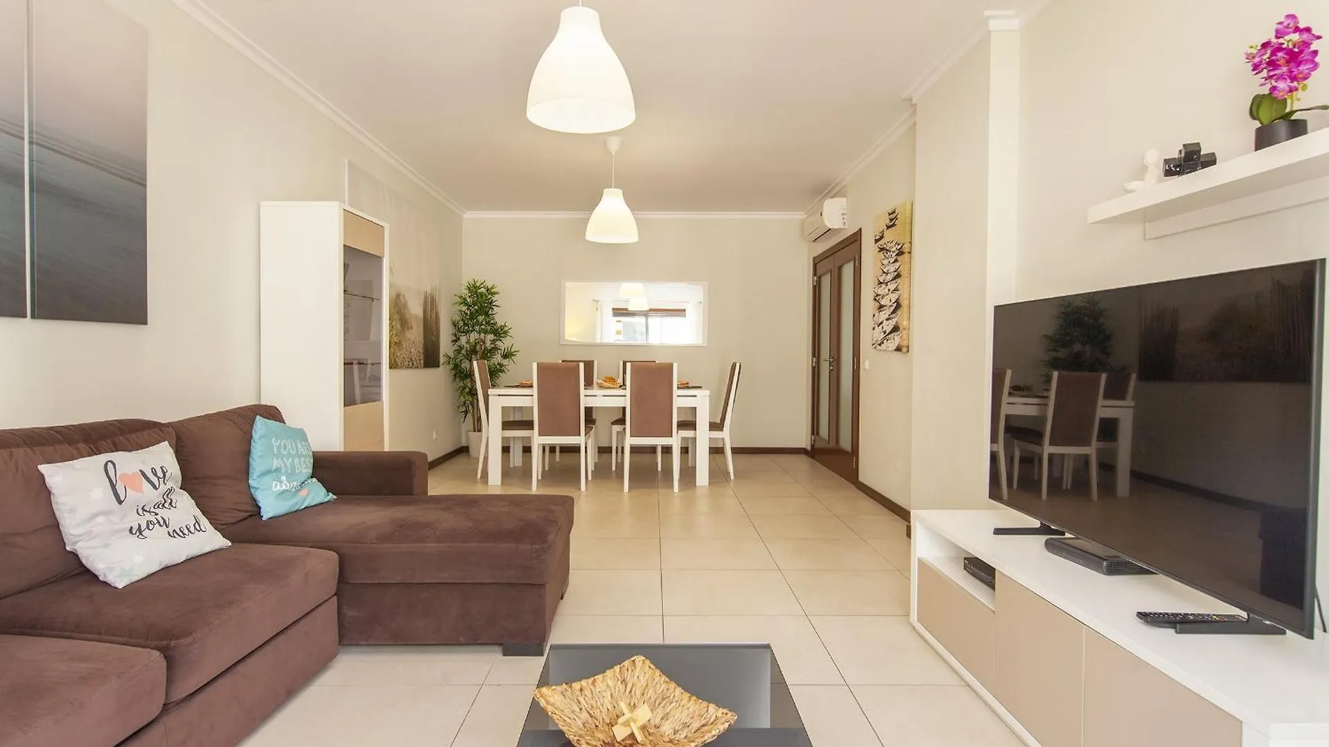 Apartment B03 - Luxury 2 Bed Lagos Marina